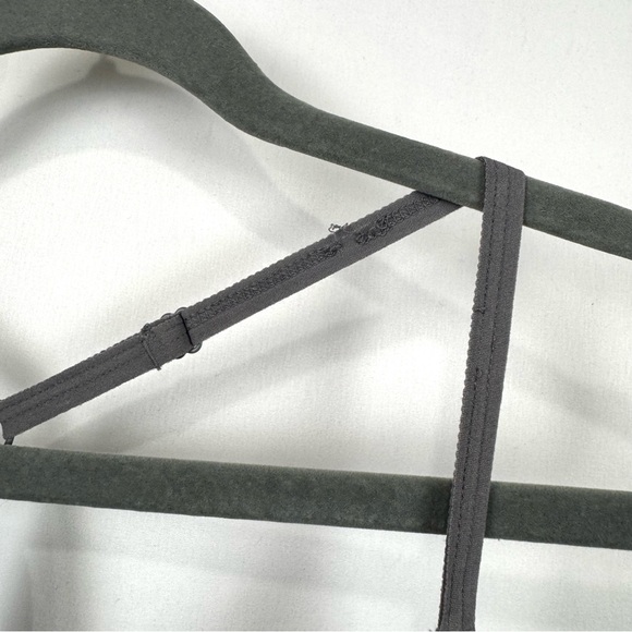 Crane Women's Athletic Dress Size L Color Gray Built in Shorts Outdoors Sports - Picture 3 of 11